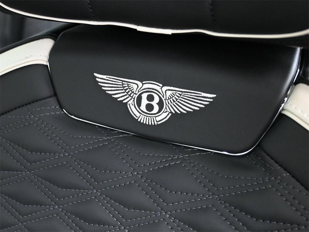 new 2025 Bentley Flying Spur car, priced at $335,920