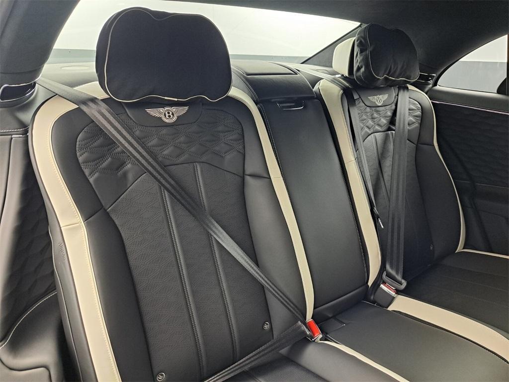 new 2025 Bentley Flying Spur car, priced at $335,920