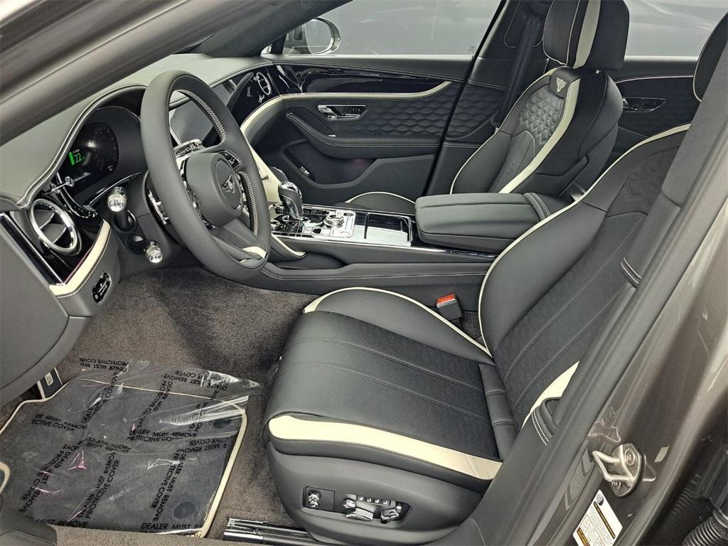 new 2025 Bentley Flying Spur car, priced at $335,920