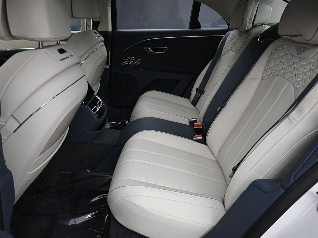new 2025 Bentley Flying Spur car, priced at $309,055