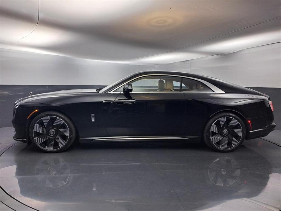 new 2024 Rolls-Royce Spectre car, priced at $506,025