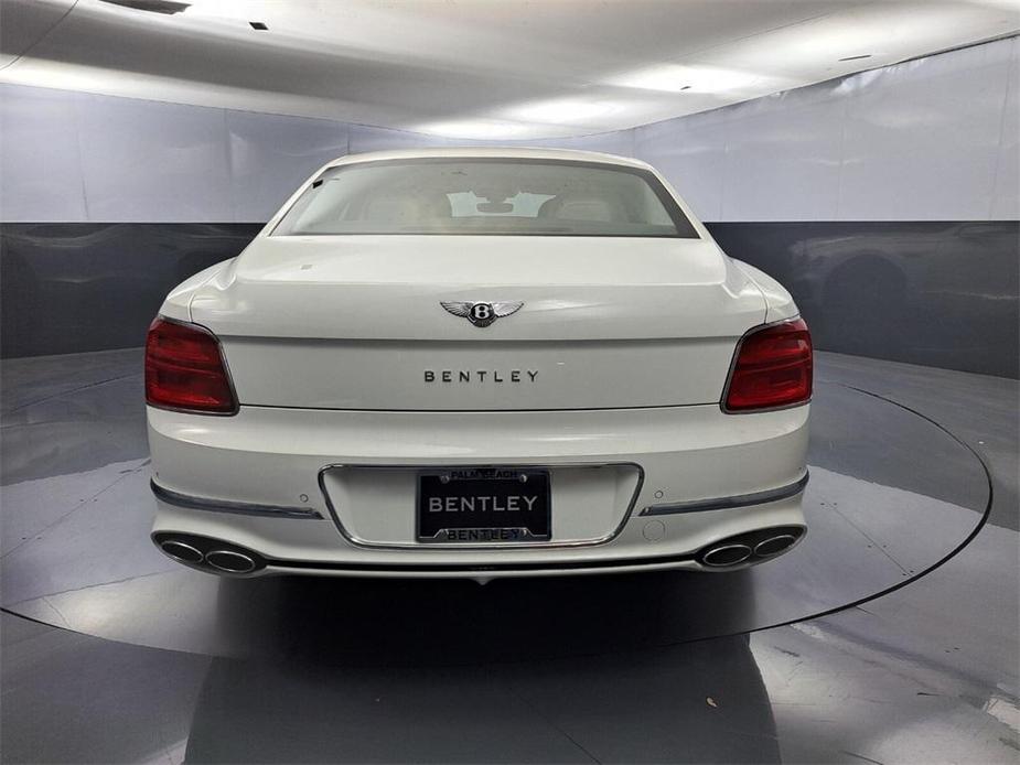 new 2024 Bentley Flying Spur car