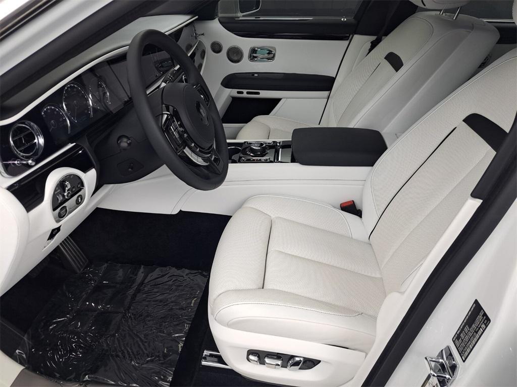 used 2021 Rolls-Royce Ghost car, priced at $274,900