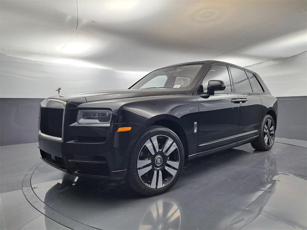 used 2023 Rolls-Royce Cullinan car, priced at $359,900