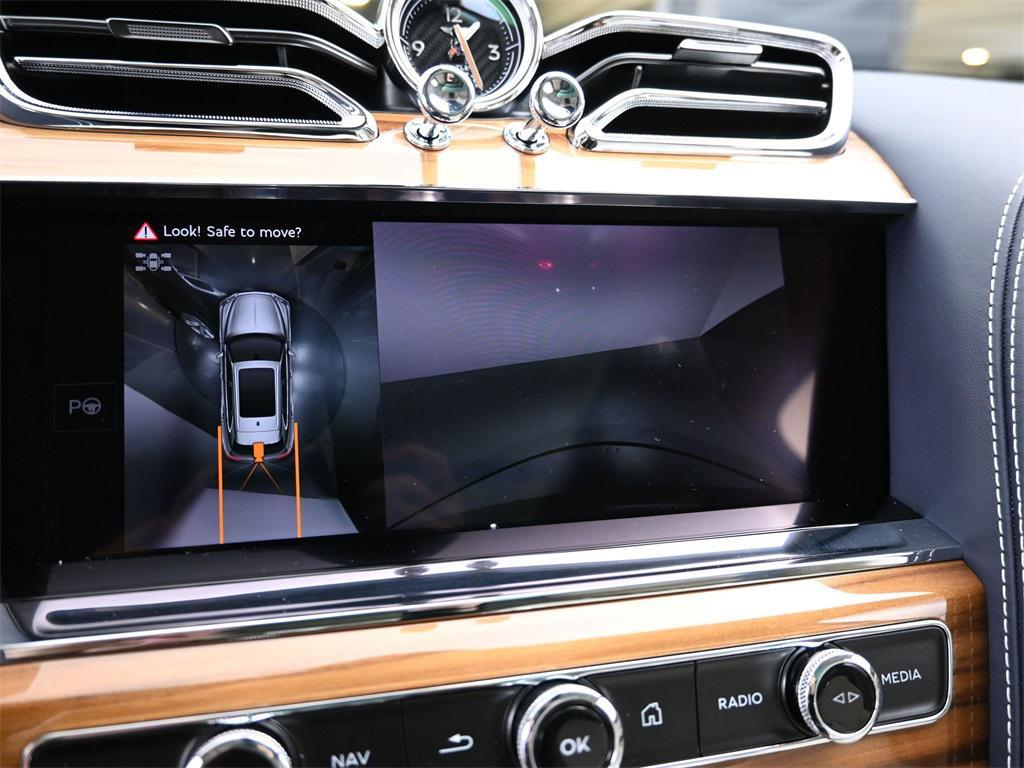 new 2025 Bentley Bentayga car, priced at $253,070