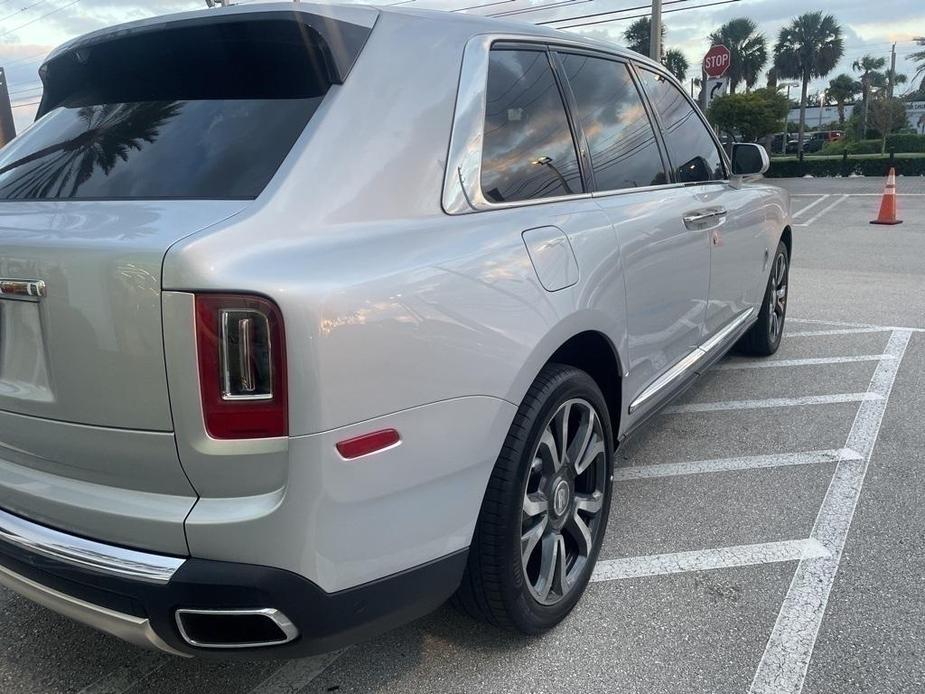 used 2021 Rolls-Royce Cullinan car, priced at $324,820