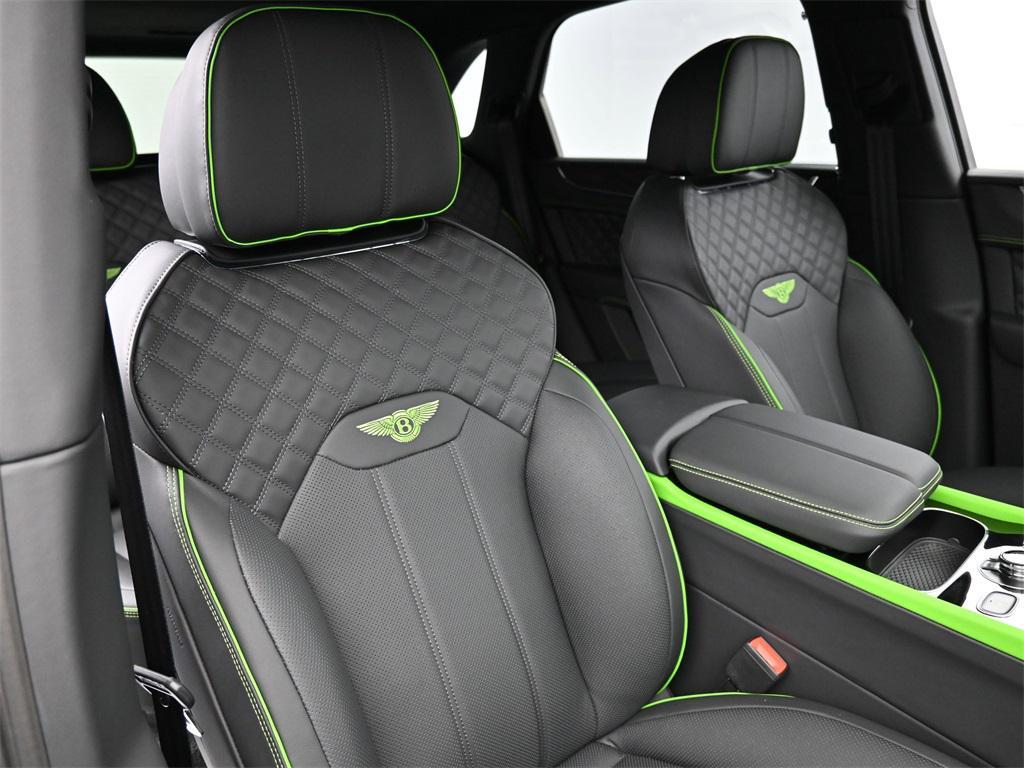 new 2025 Bentley Bentayga car, priced at $278,070