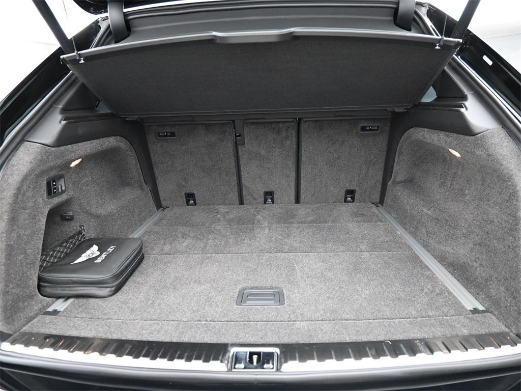 new 2025 Bentley Bentayga car, priced at $278,070