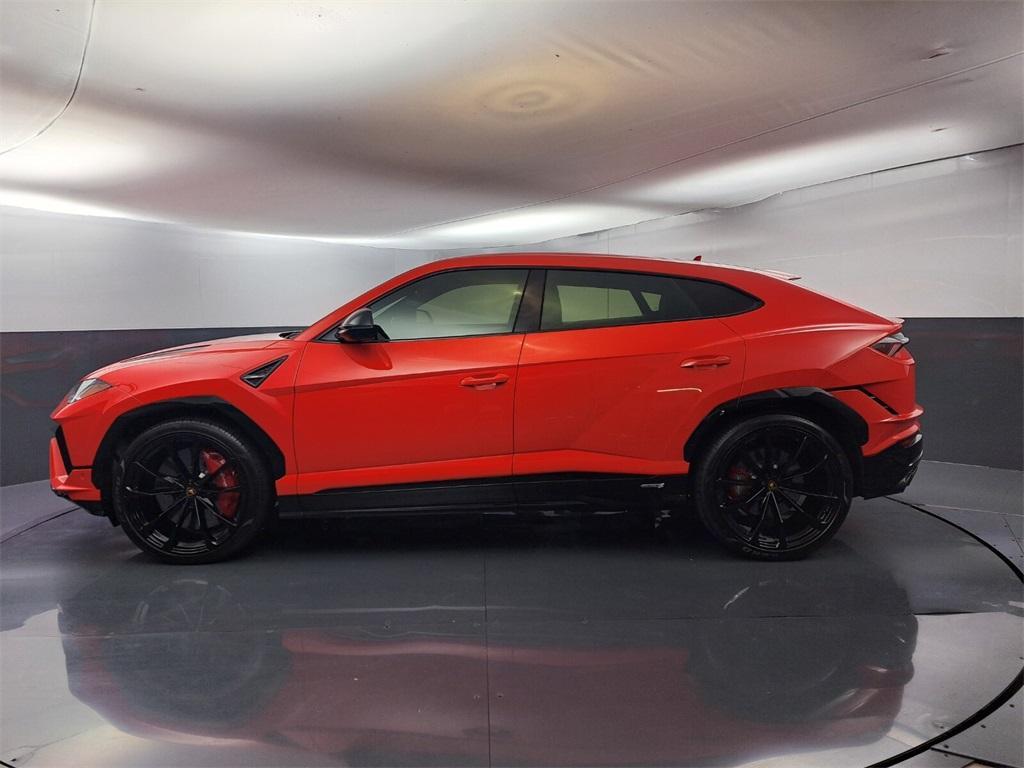 used 2023 Lamborghini Urus car, priced at $259,900