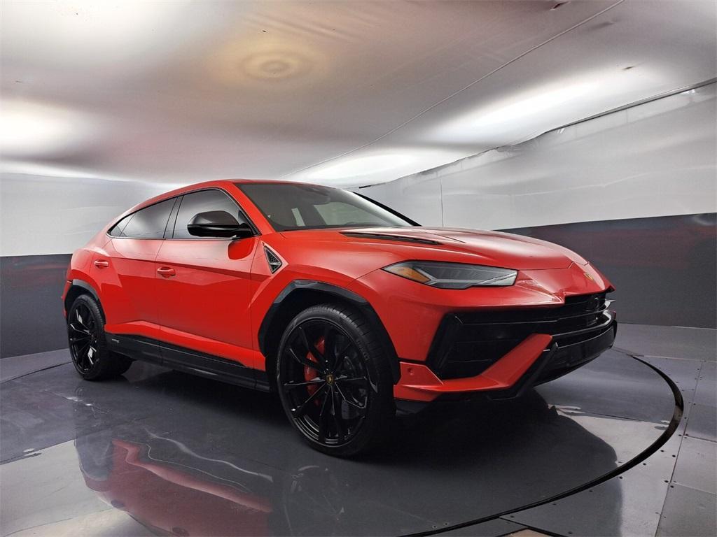 used 2023 Lamborghini Urus car, priced at $259,900