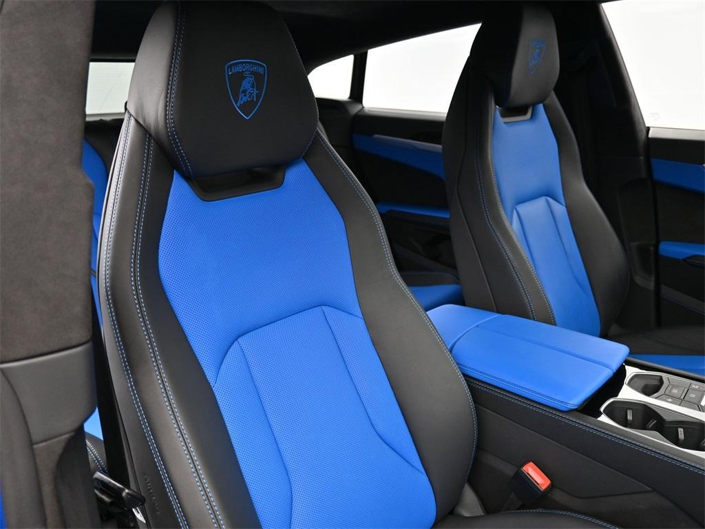 used 2020 Lamborghini Urus car, priced at $183,900