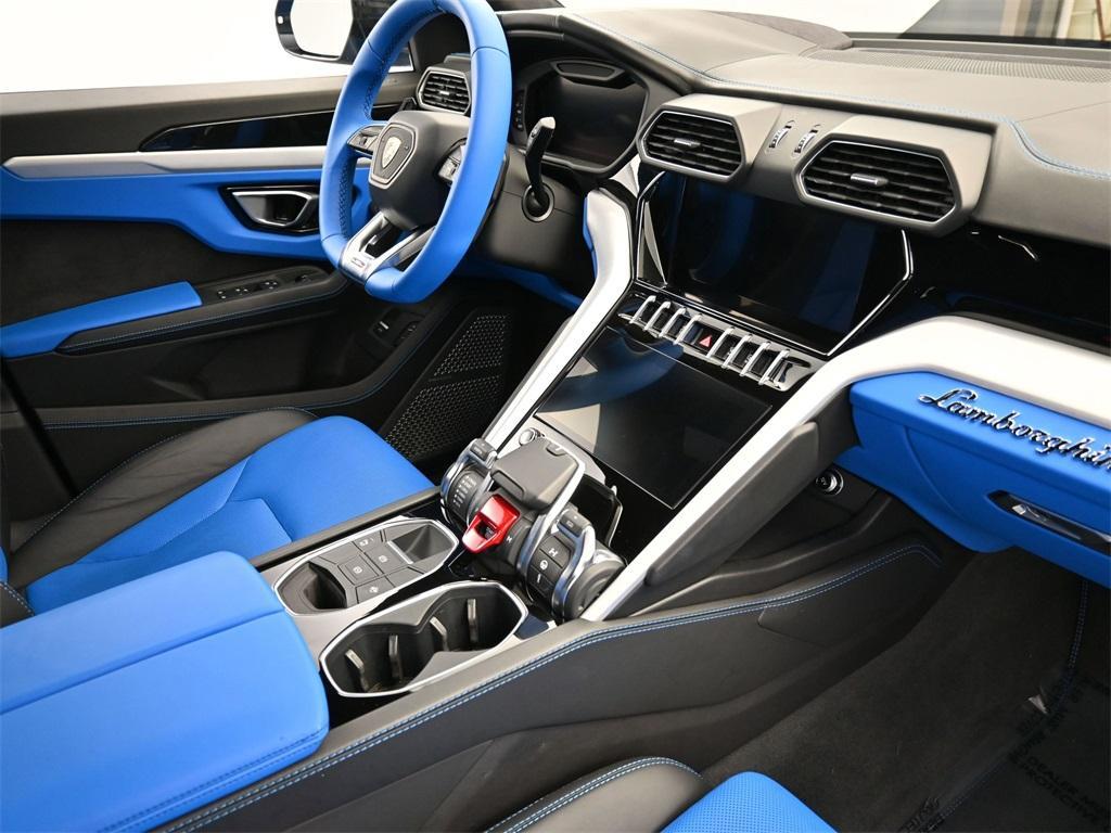used 2020 Lamborghini Urus car, priced at $183,900