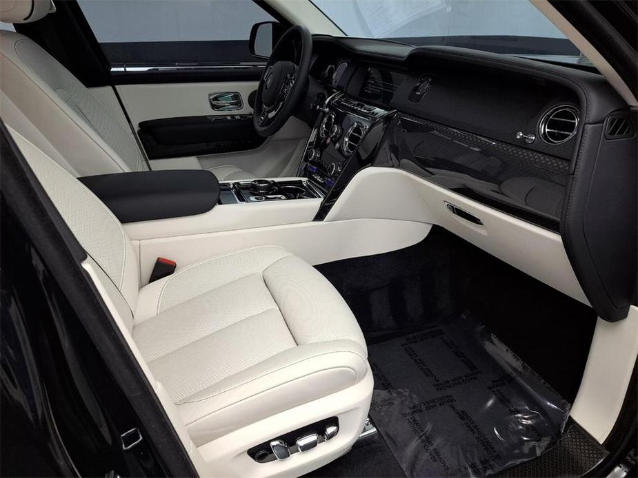 used 2023 Rolls-Royce Cullinan car, priced at $474,757