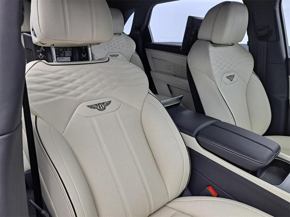 new 2024 Bentley Bentayga car