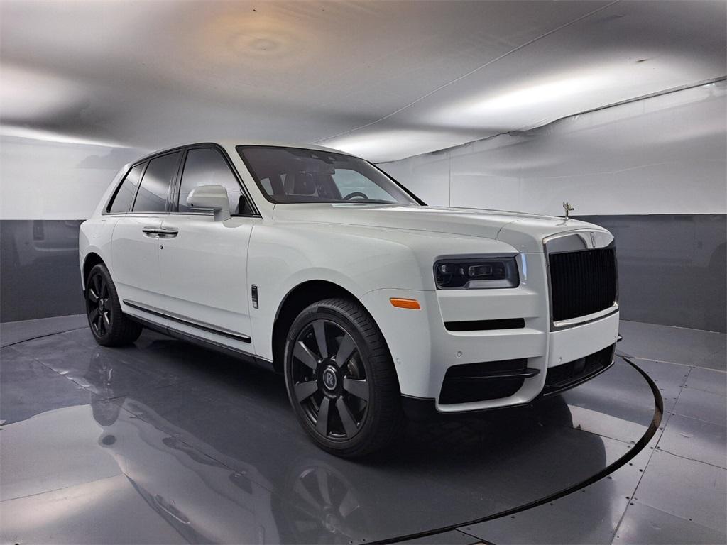 used 2024 Rolls-Royce Cullinan car, priced at $399,900