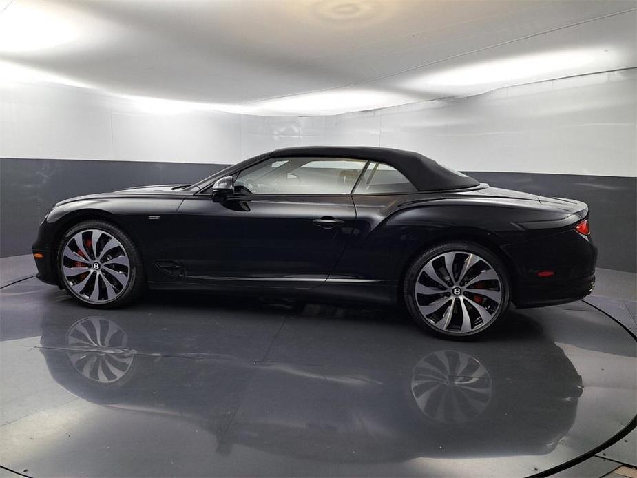 new 2024 Bentley Continental GT car