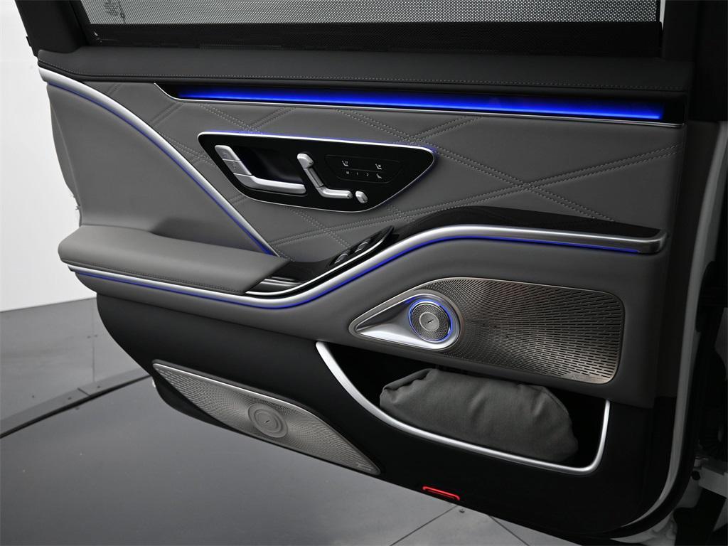 used 2025 Mercedes-Benz Maybach S 680 car, priced at $239,900