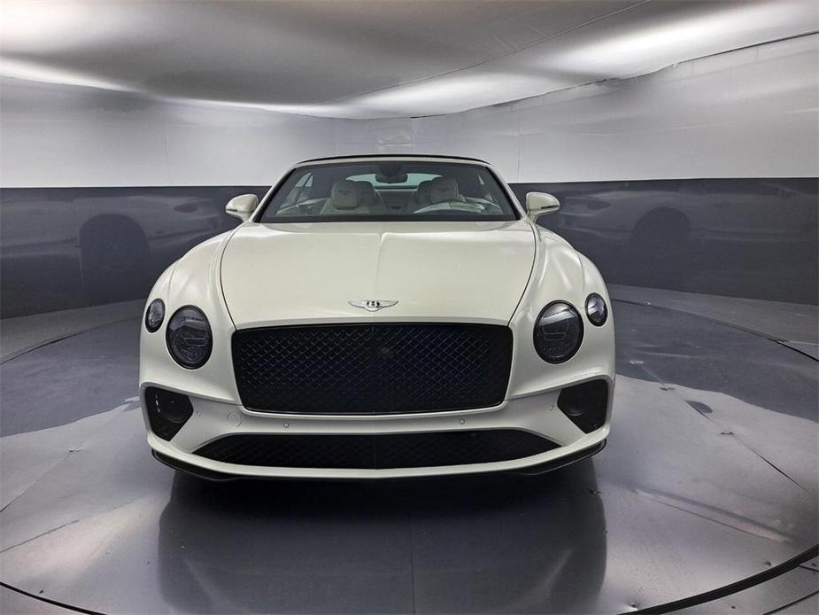 new 2024 Bentley Continental GT car