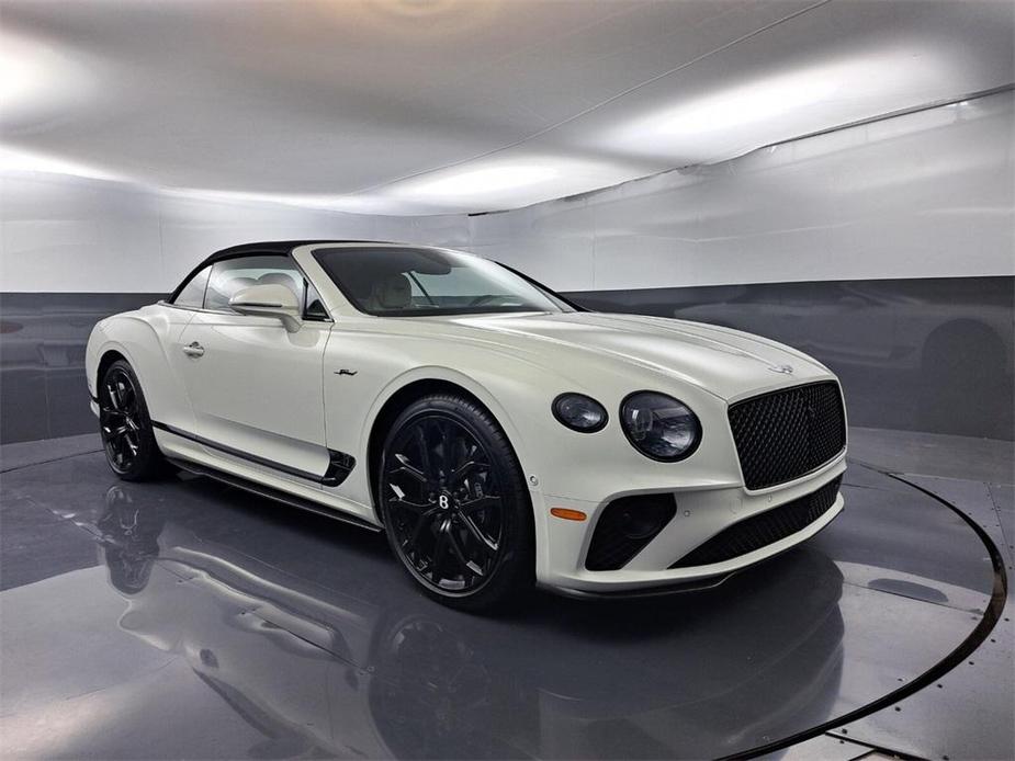 new 2024 Bentley Continental GT car