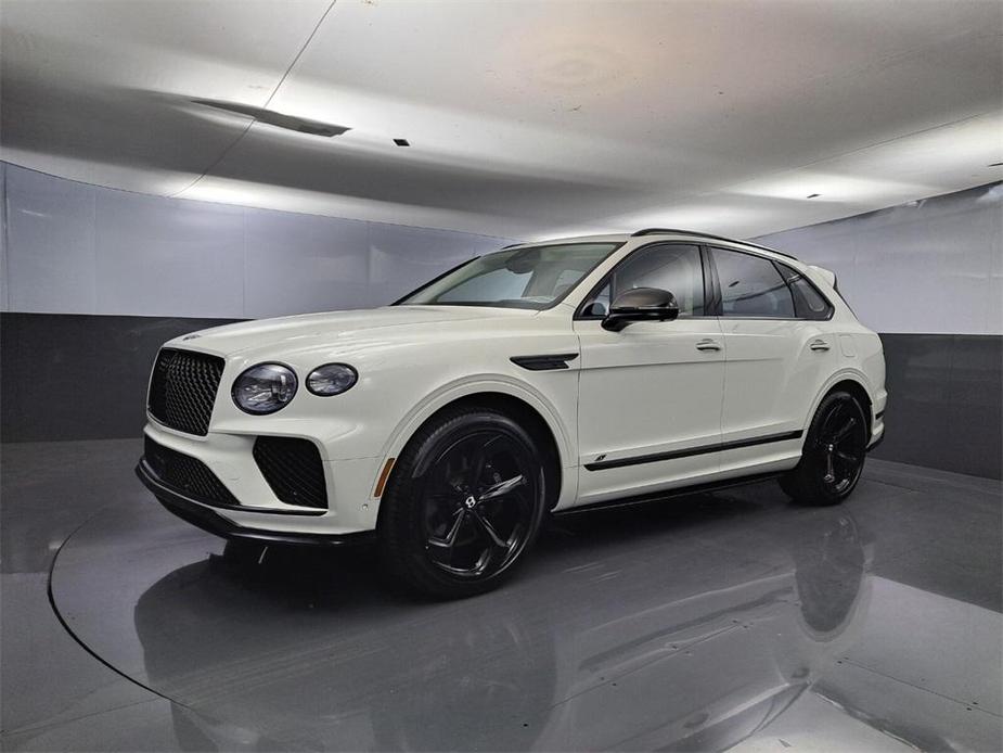 new 2024 Bentley Bentayga Hybrid car