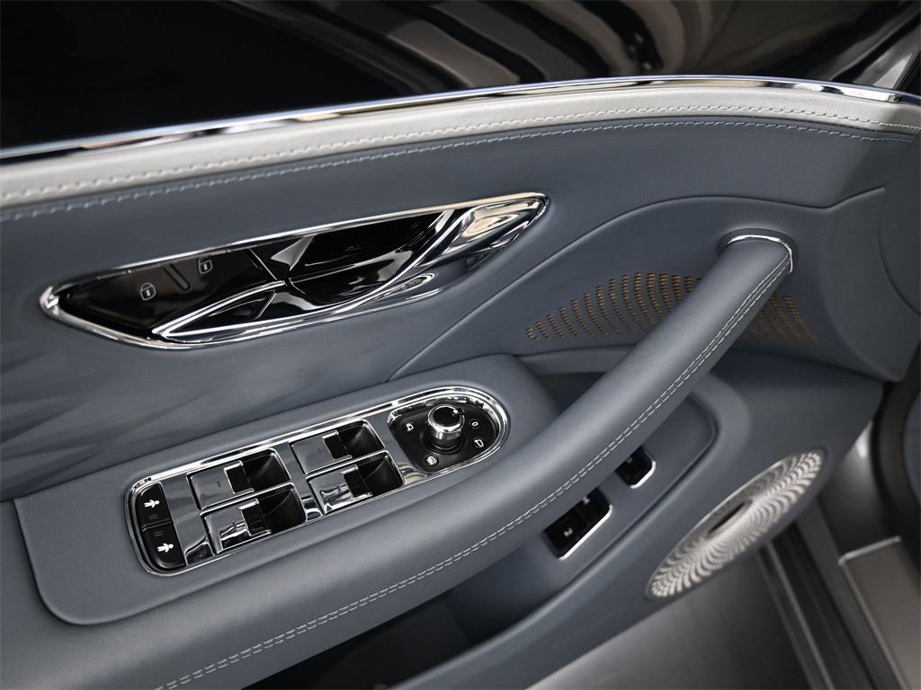 used 2022 Bentley Flying Spur car, priced at $209,900