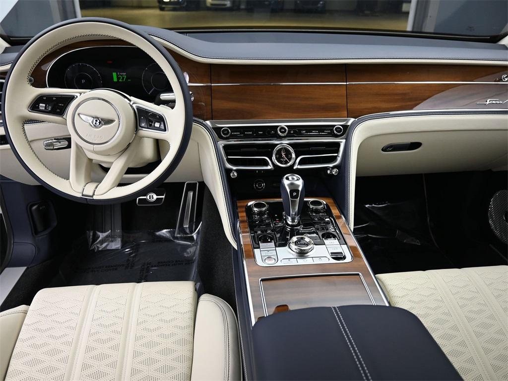 new 2025 Bentley Flying Spur car, priced at $333,515