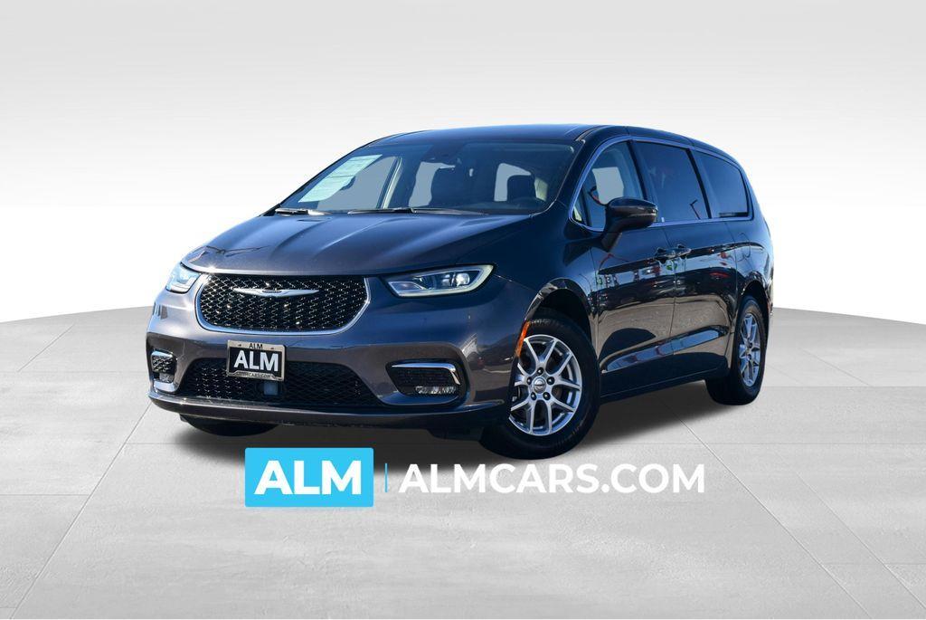 used 2023 Chrysler Pacifica car, priced at $21,420