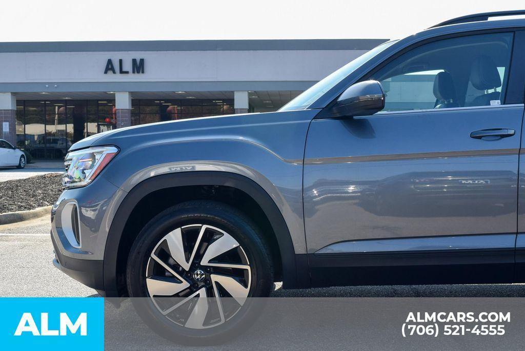 used 2024 Volkswagen Atlas car, priced at $35,320