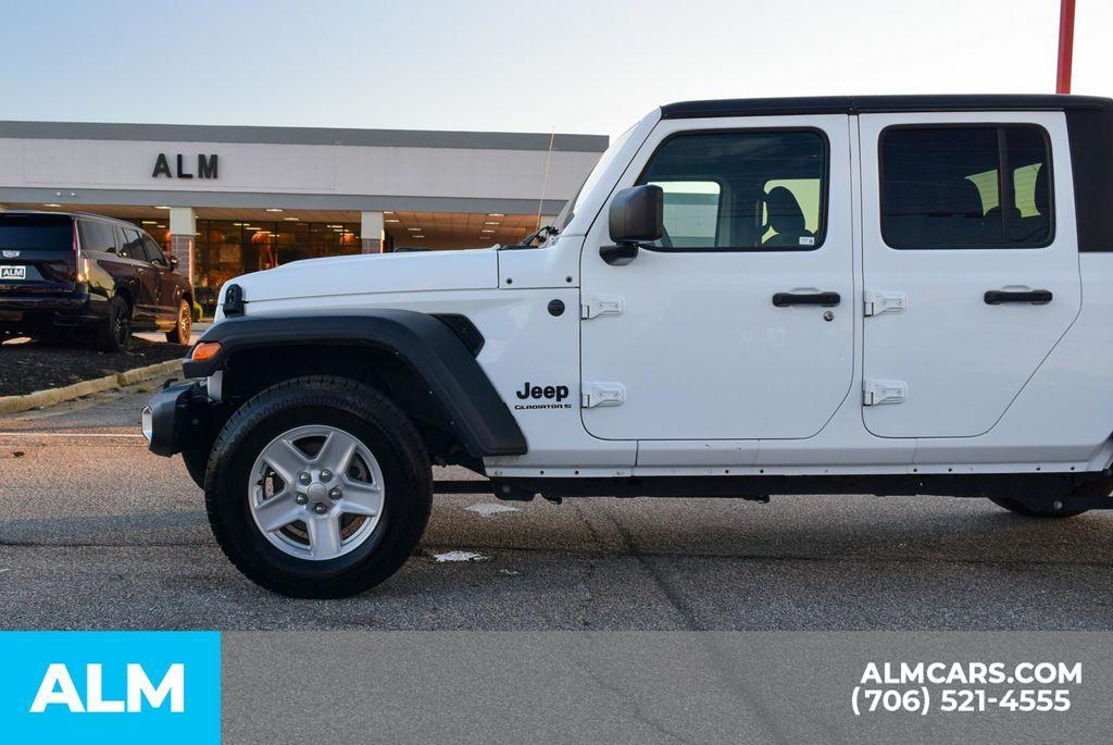 used 2023 Jeep Gladiator car, priced at $32,940