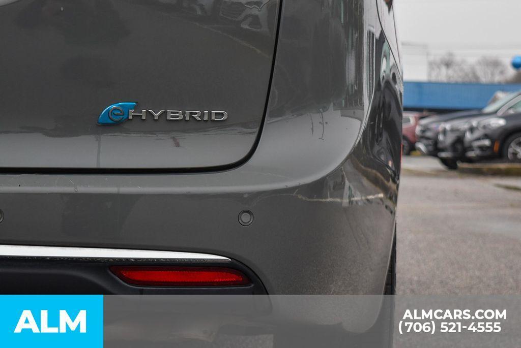 used 2022 Chrysler Pacifica Hybrid car, priced at $22,920