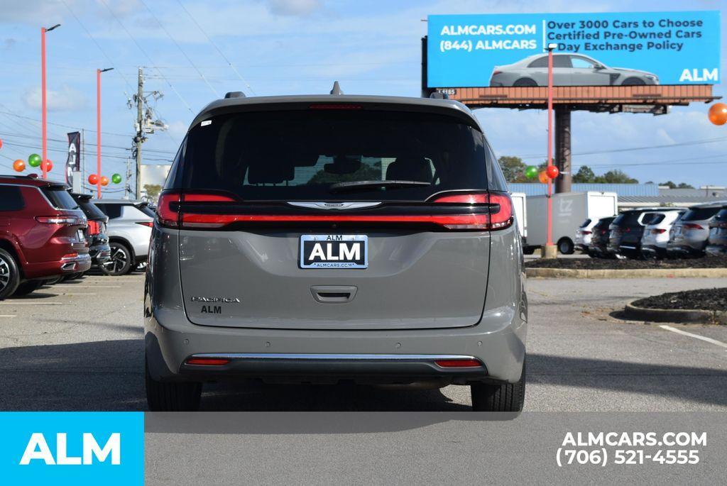 used 2022 Chrysler Pacifica car, priced at $21,420