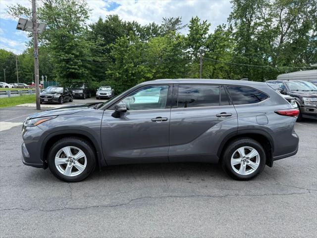 used 2022 Toyota Highlander car, priced at $26,999
