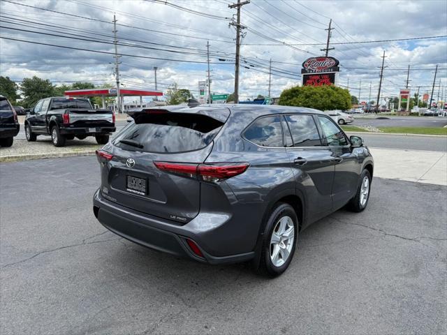 used 2022 Toyota Highlander car, priced at $26,999