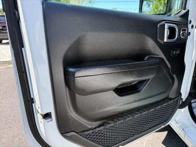 used 2023 Jeep Gladiator car, priced at $29,973