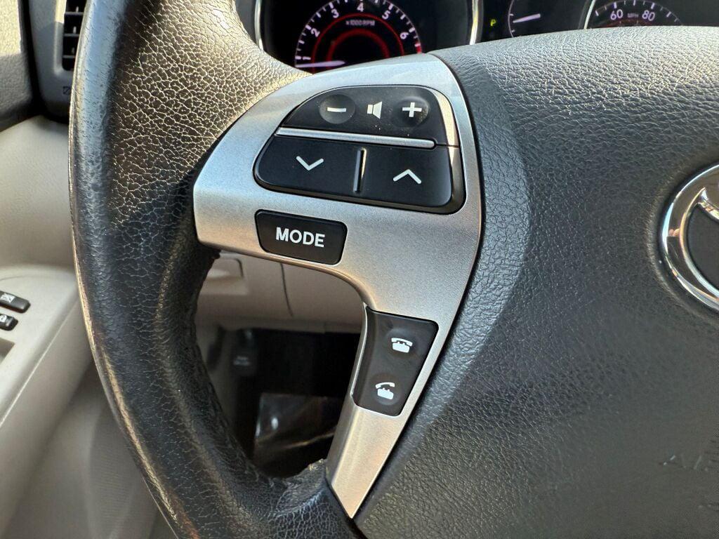 used 2013 Toyota Highlander car, priced at $11,995