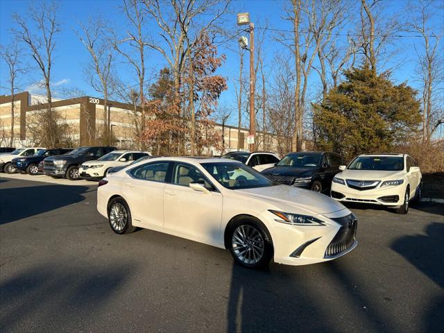 used 2020 Lexus ES 300h car, priced at $35,921