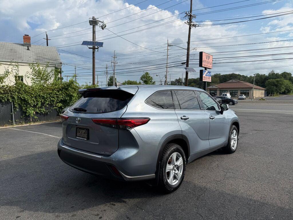 used 2022 Toyota Highlander car, priced at $24,695
