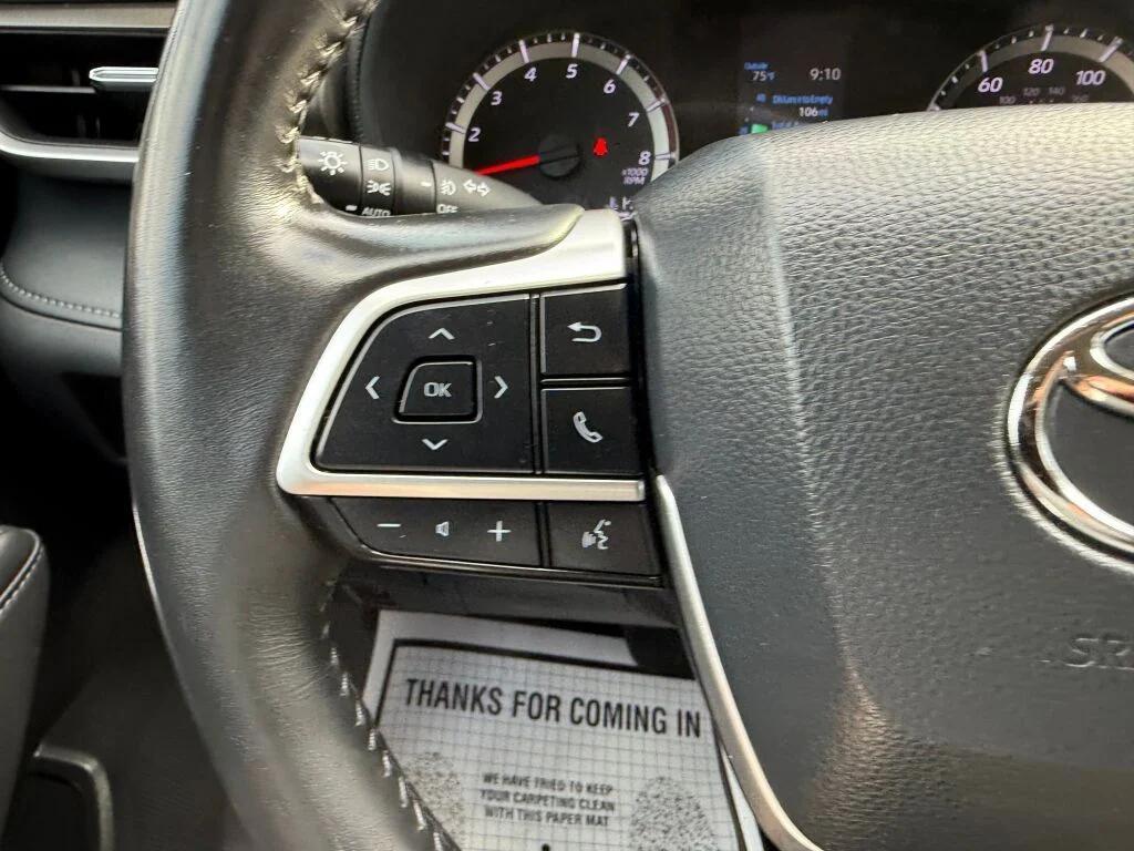 used 2022 Toyota Highlander car, priced at $24,695