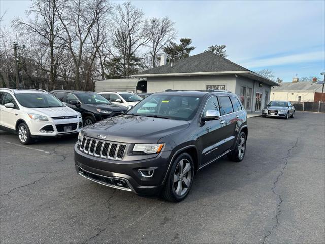 used 2015 Jeep Grand Cherokee car, priced at $17,999