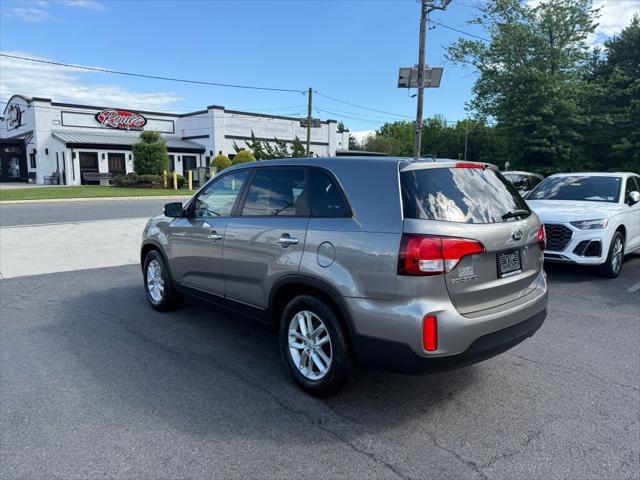 used 2015 Kia Sorento car, priced at $6,899
