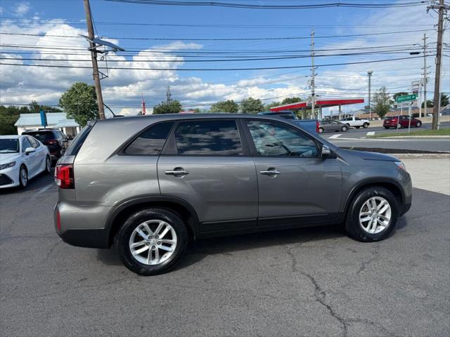 used 2015 Kia Sorento car, priced at $6,899