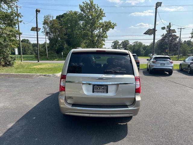 used 2014 Chrysler Town & Country car, priced at $9,799