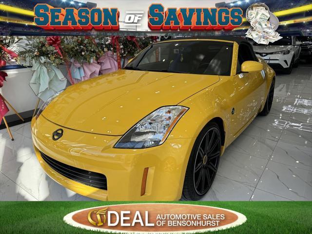 used 2005 Nissan 350Z car, priced at $25,599