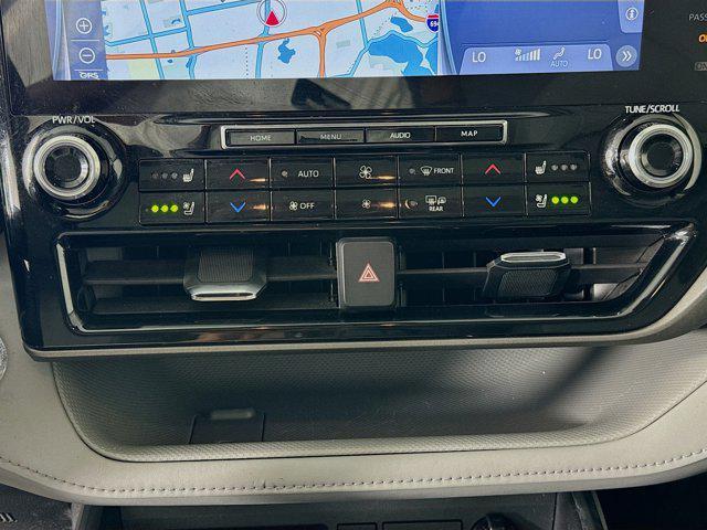 used 2022 Toyota Highlander Hybrid car, priced at $44,977