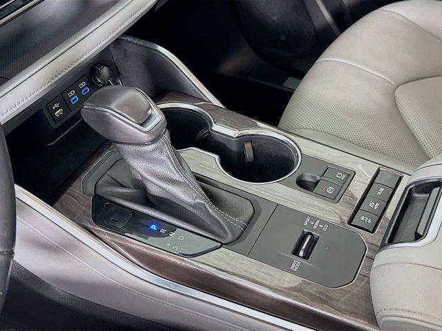 used 2022 Toyota Highlander Hybrid car, priced at $44,977