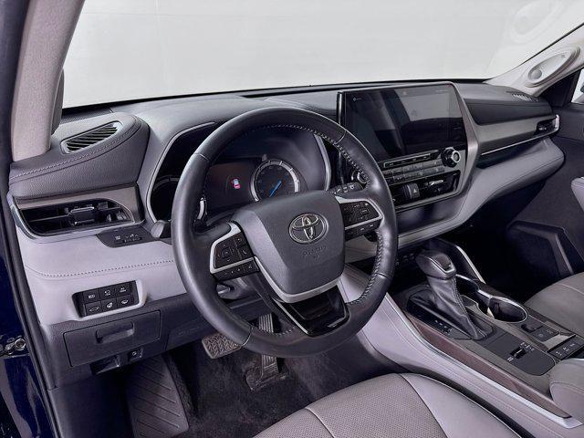 used 2022 Toyota Highlander Hybrid car, priced at $44,977