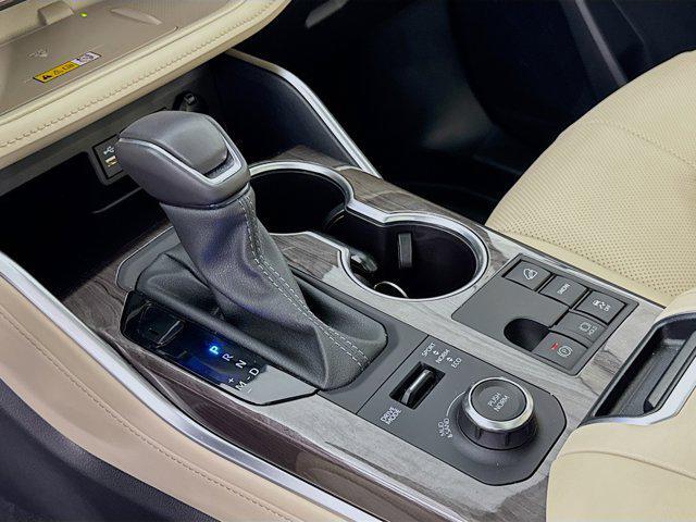 used 2024 Toyota Highlander car, priced at $55,773