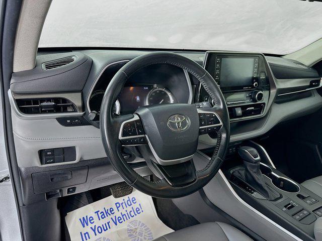 used 2022 Toyota Highlander car, priced at $43,977