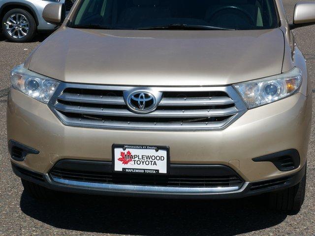 used 2013 Toyota Highlander car, priced at $11,977