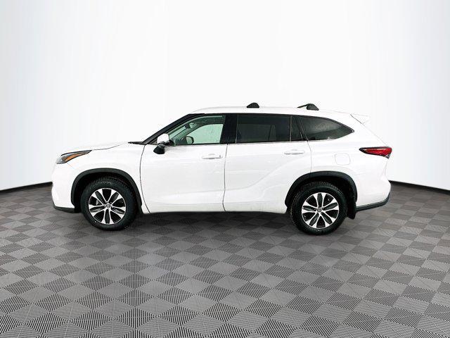 used 2022 Toyota Highlander car